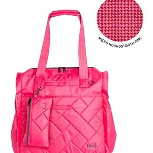POWERFUL PINK Lug Classic Quilted Weekender Bag & Travel Pouch-saunter…